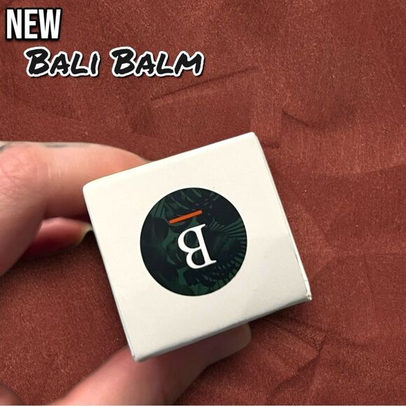 NEW NIB Bali Balm – Lemon & Black Pepper Lip Balm Makeup - Picture 3 of 5